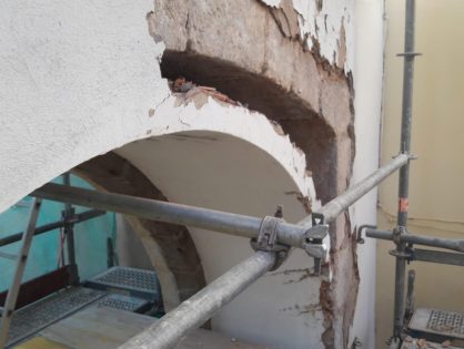 RESTAURACIÓ DEL PORTALET DE LES PARRES